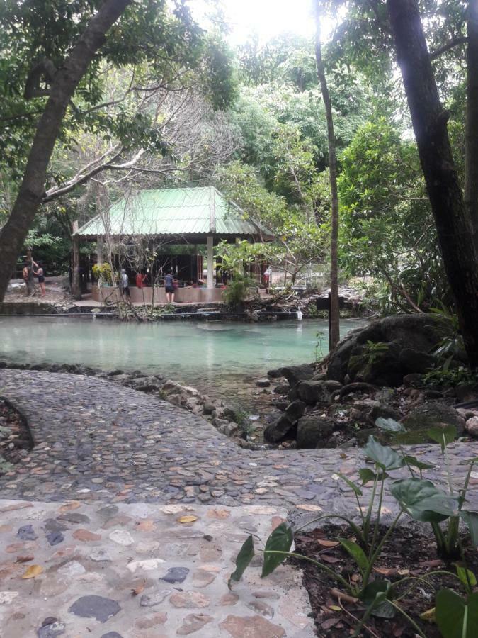 رانونغ Savika Guesthouse المظهر الخارجي الصورة